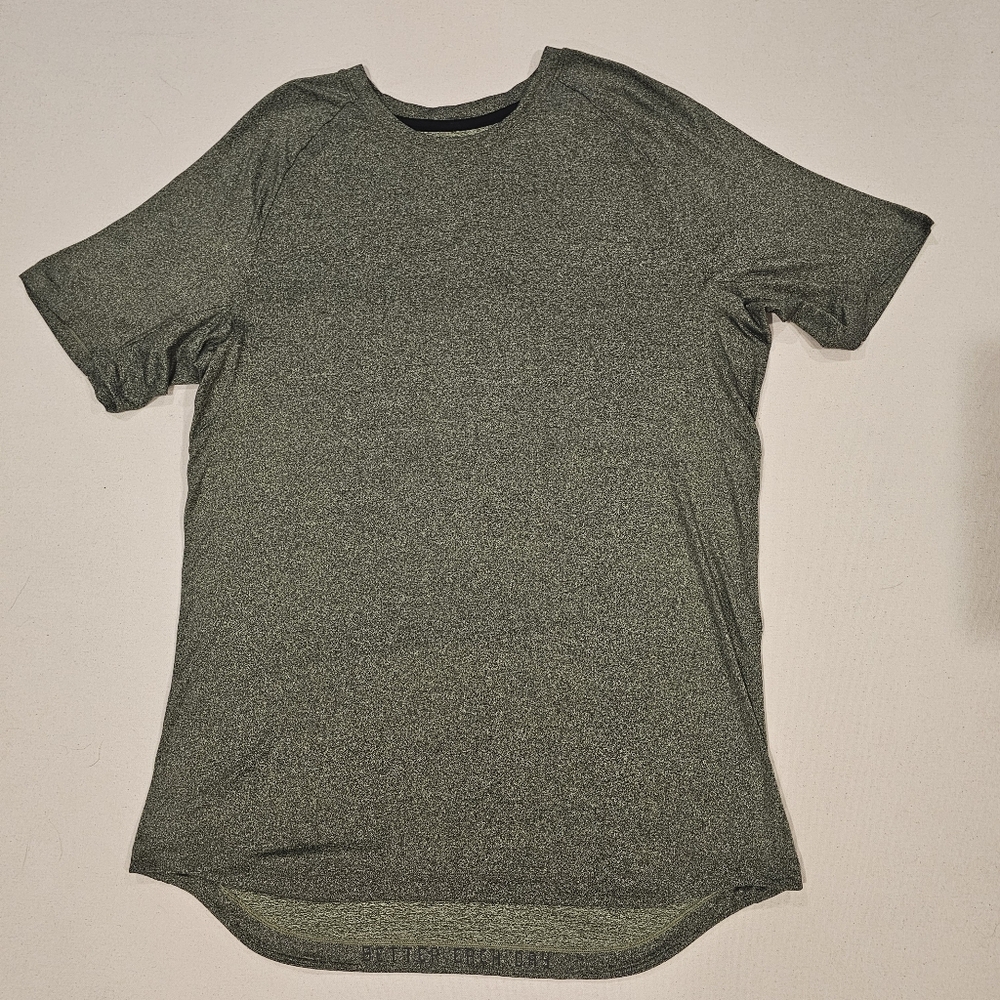 Lululemon Athletica Short Sleeve Shirt M - Picture 2 of 6